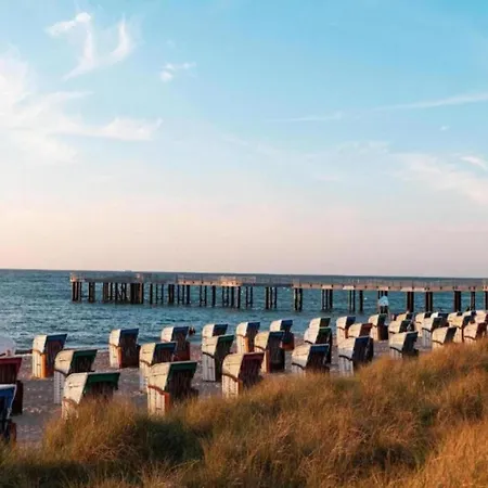 Bright Base With Coastal Access Botel Ribnitz-Damgarten